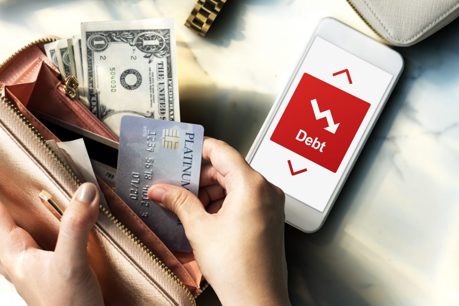 avoid-credit-debt-ridk-difficulty-downfall-concept